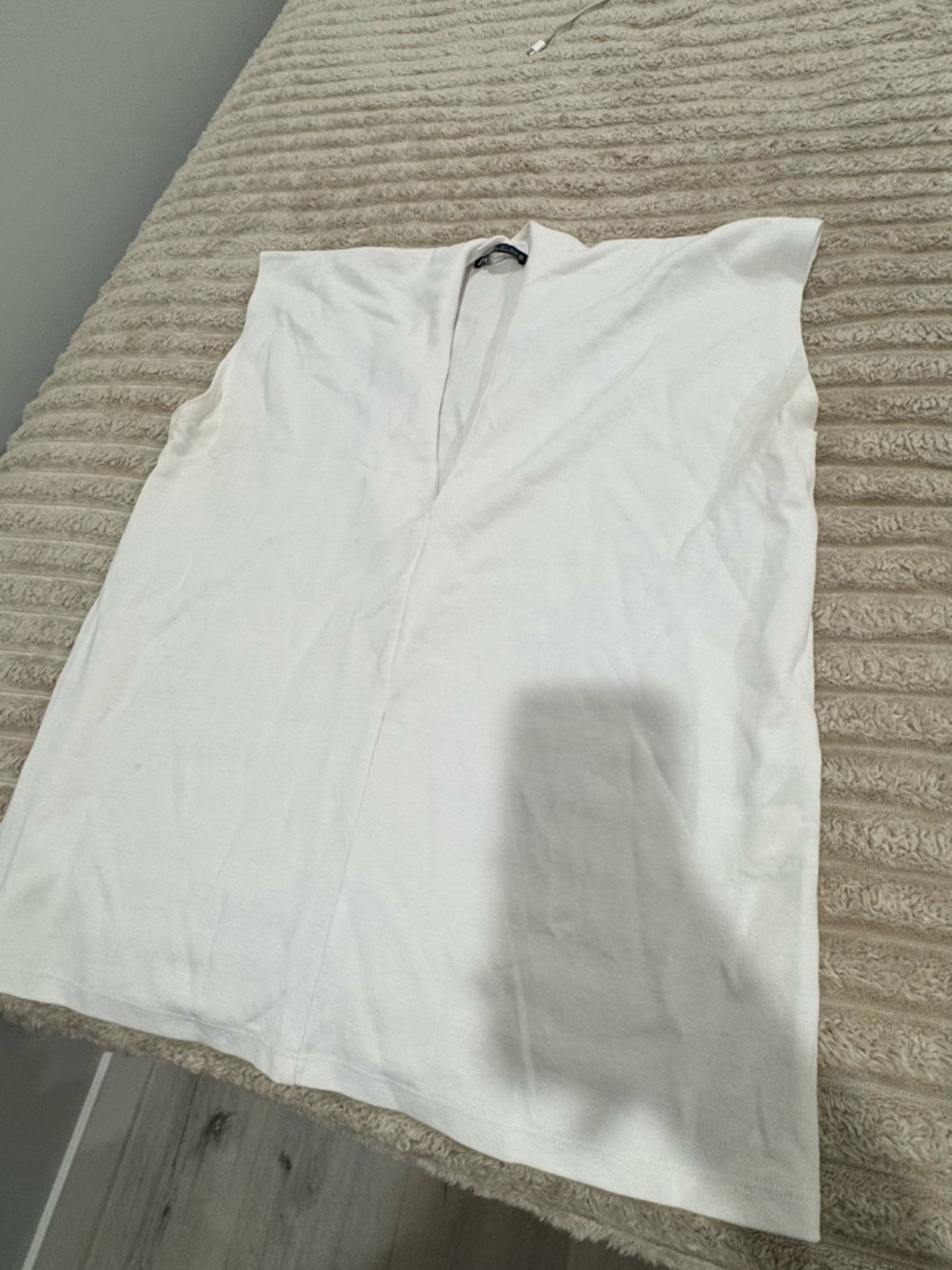 Women’s White V-Neck Sleeveless Shirt